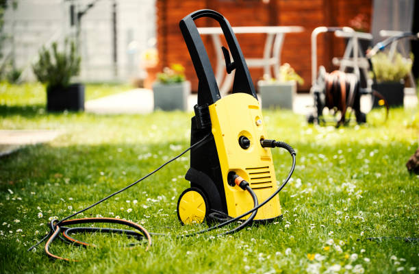 Best Pool Deck Cleaning  in Crescent City, CA